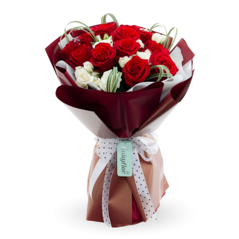 Ramo de 12 Rosas y Minirosas D