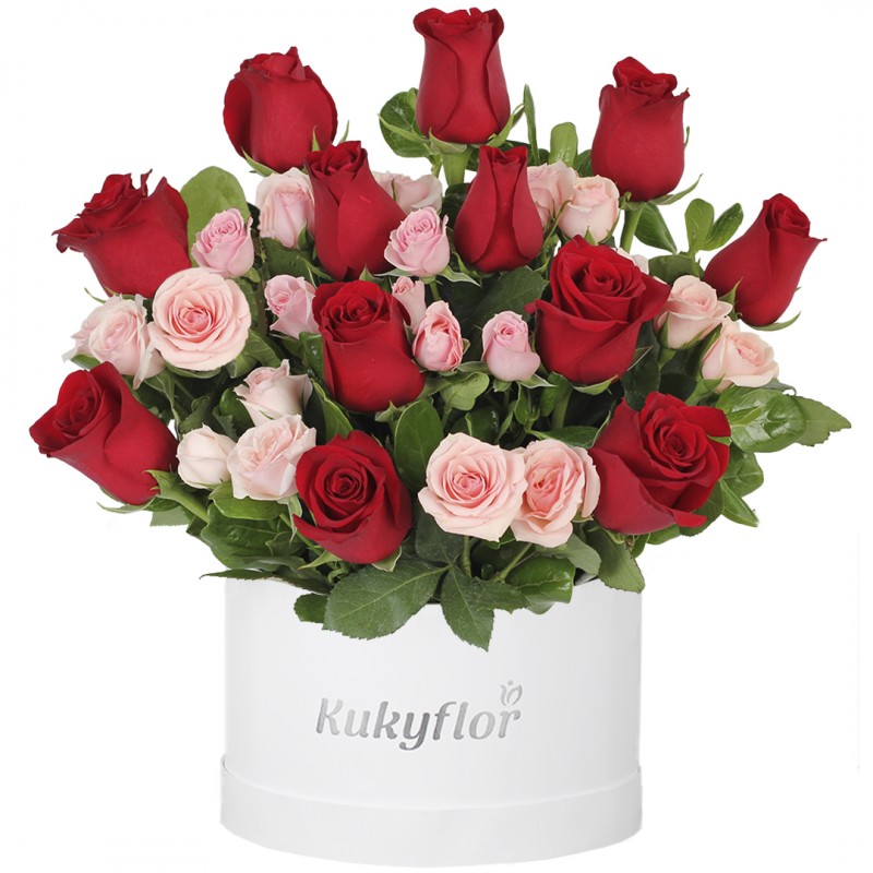 Sombrerera rosas rojas y Mini rosas Rosadas D
