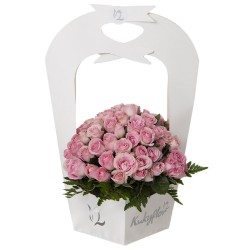 Minirosas rosadas con portaflorero para cumpleaños Lima