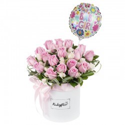 Box de rosas,mini rosas con globo de niña.