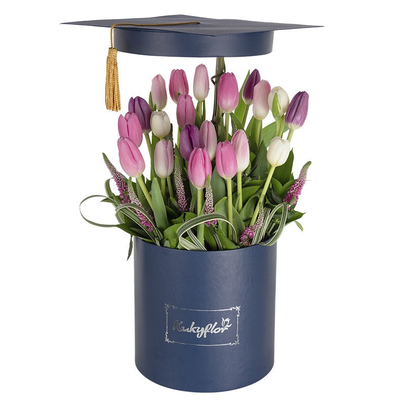 Box de graduación con 20 tulipanes variados