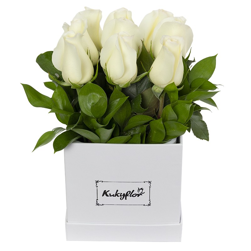 Box of 9 white roses