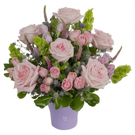 Rosas de jardín en Base de Cerámica