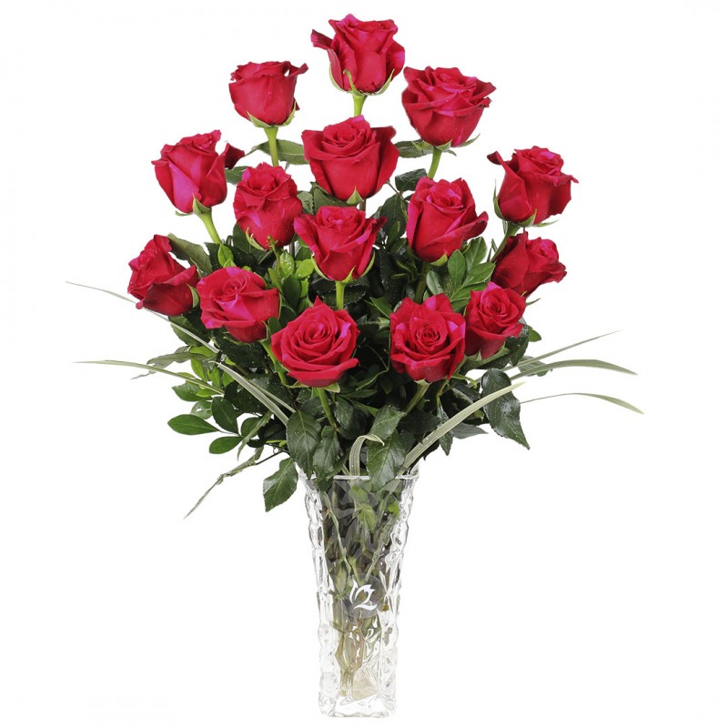 Arrangement of 12 luxury roses in a vase