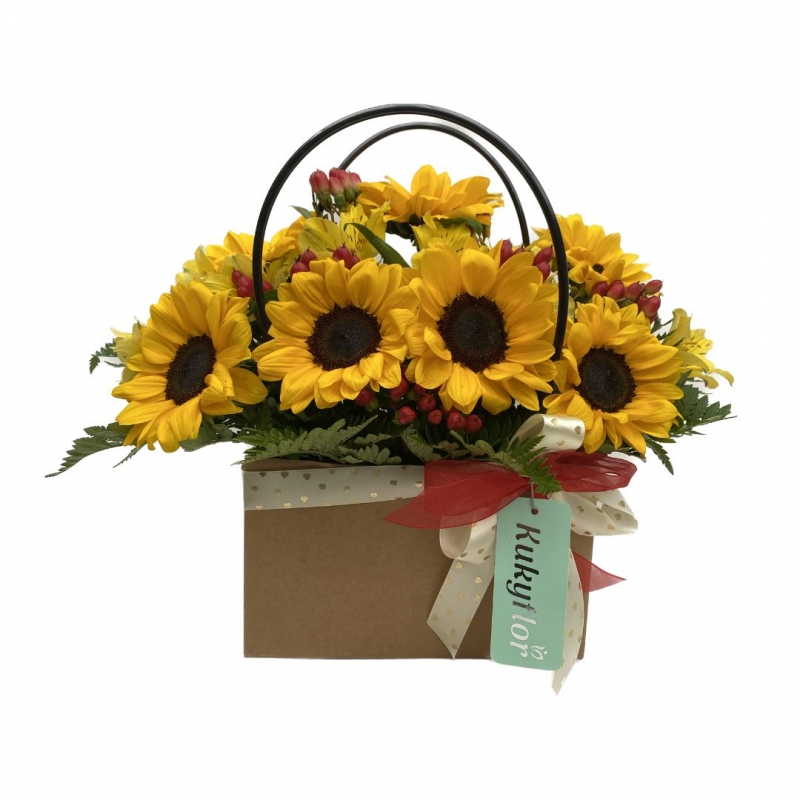 Wallet with sunflowers and hypericum