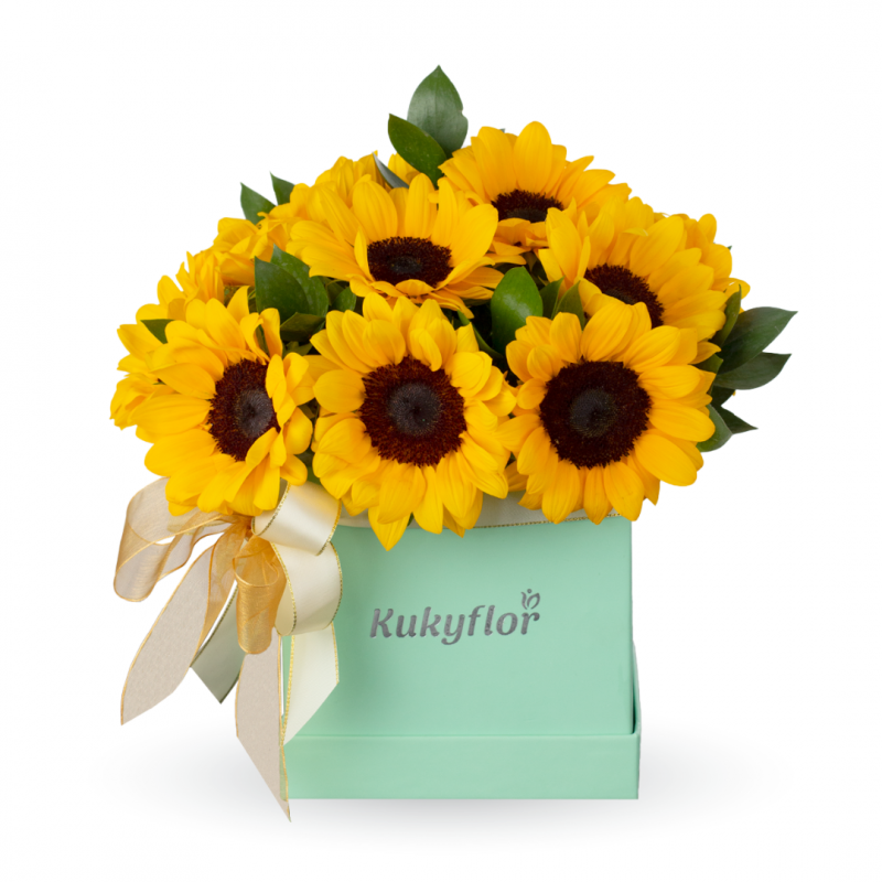 Box of 12 sunflowers