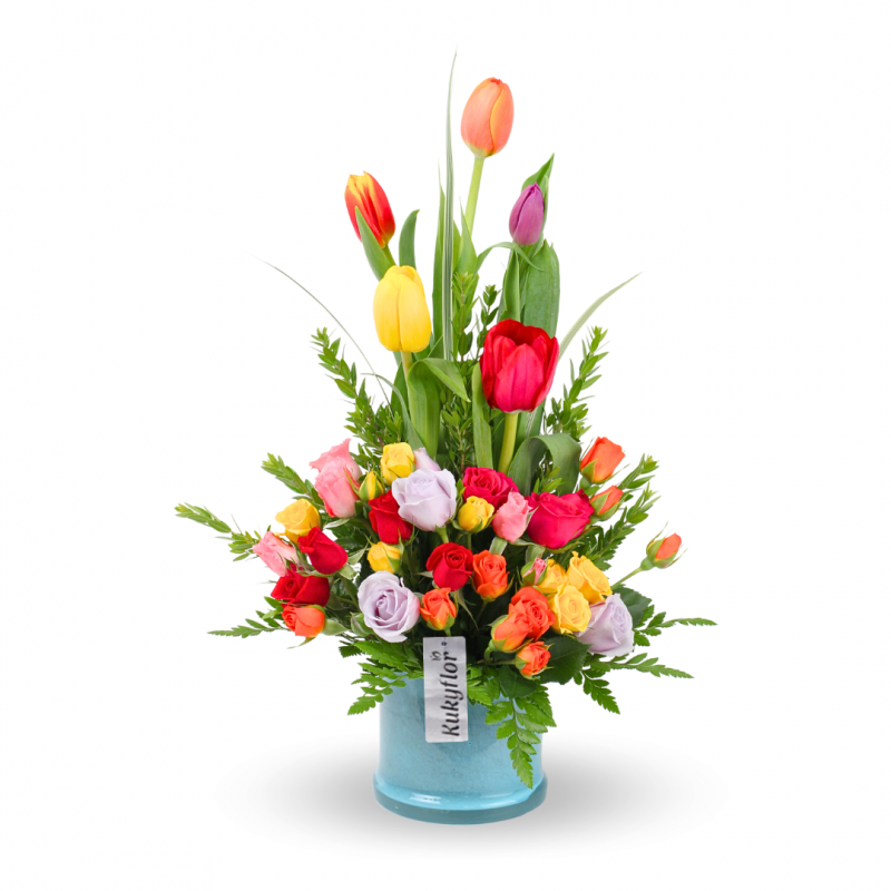 MÈRE -Arreglo de 5 tulipanes con mini rosa-D