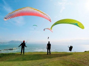 Juegos de playa parapente