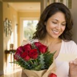 100 Frases Originales para San Valentín 2026 Frases Originales para San Valentín 2026 en la tarjeta de dedicatoria para este 14 febrero